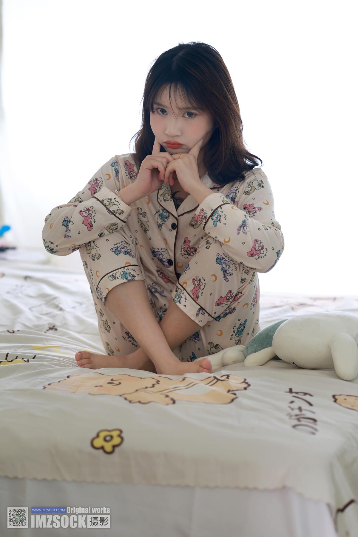 [MZSOCK]爱镁足 NO.319 小点心[122P/1V/4.64GB]插图1