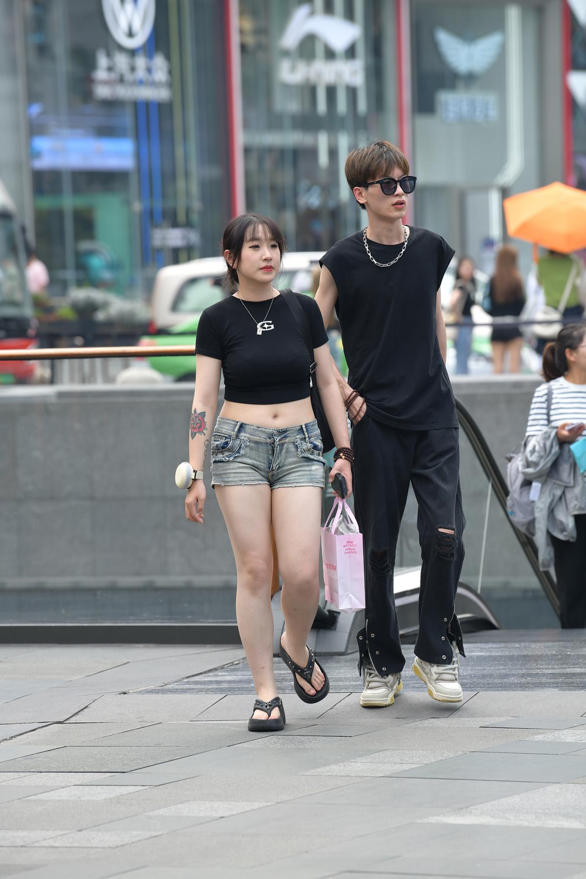 精选街拍作品 NO.5583 青春甜美牛仔短裤[61P/134MB]插图3