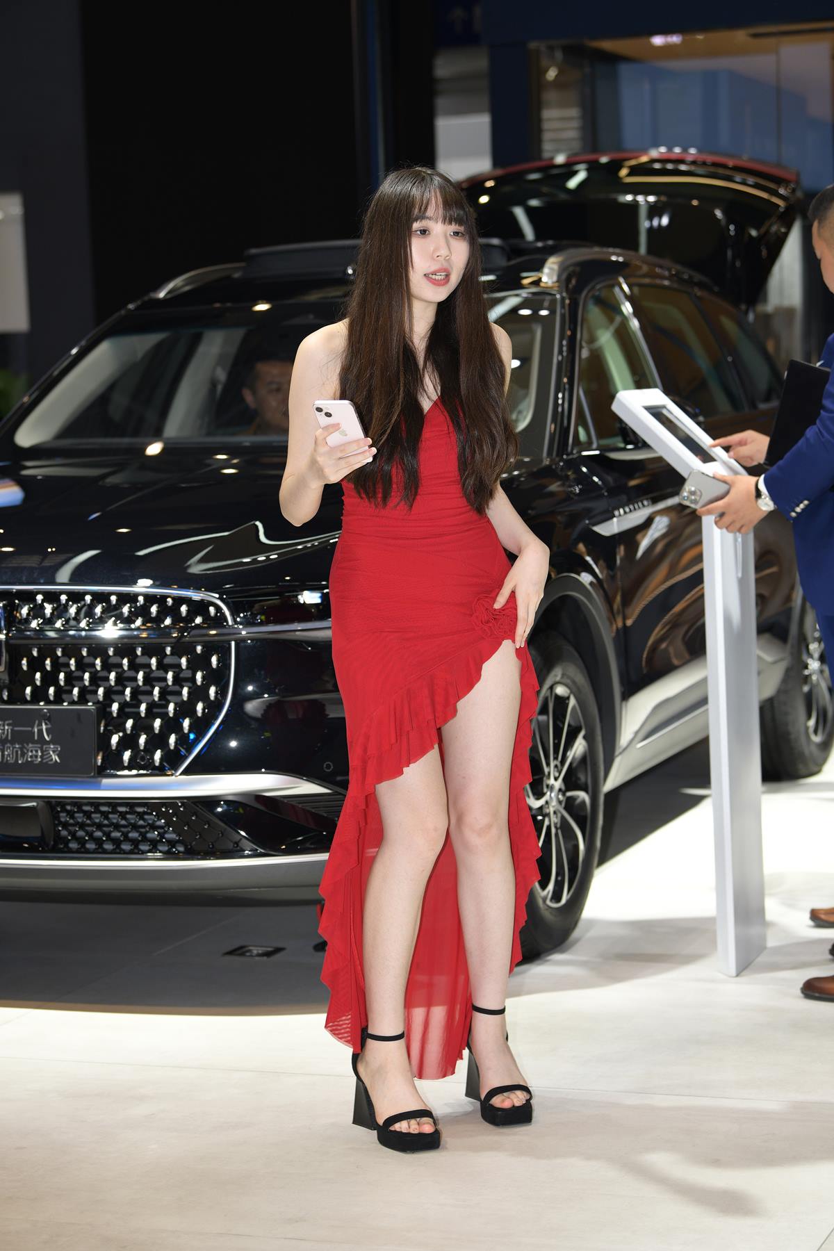 精选街拍作品 NO.5586 红色长裙[37P/91MB]插图