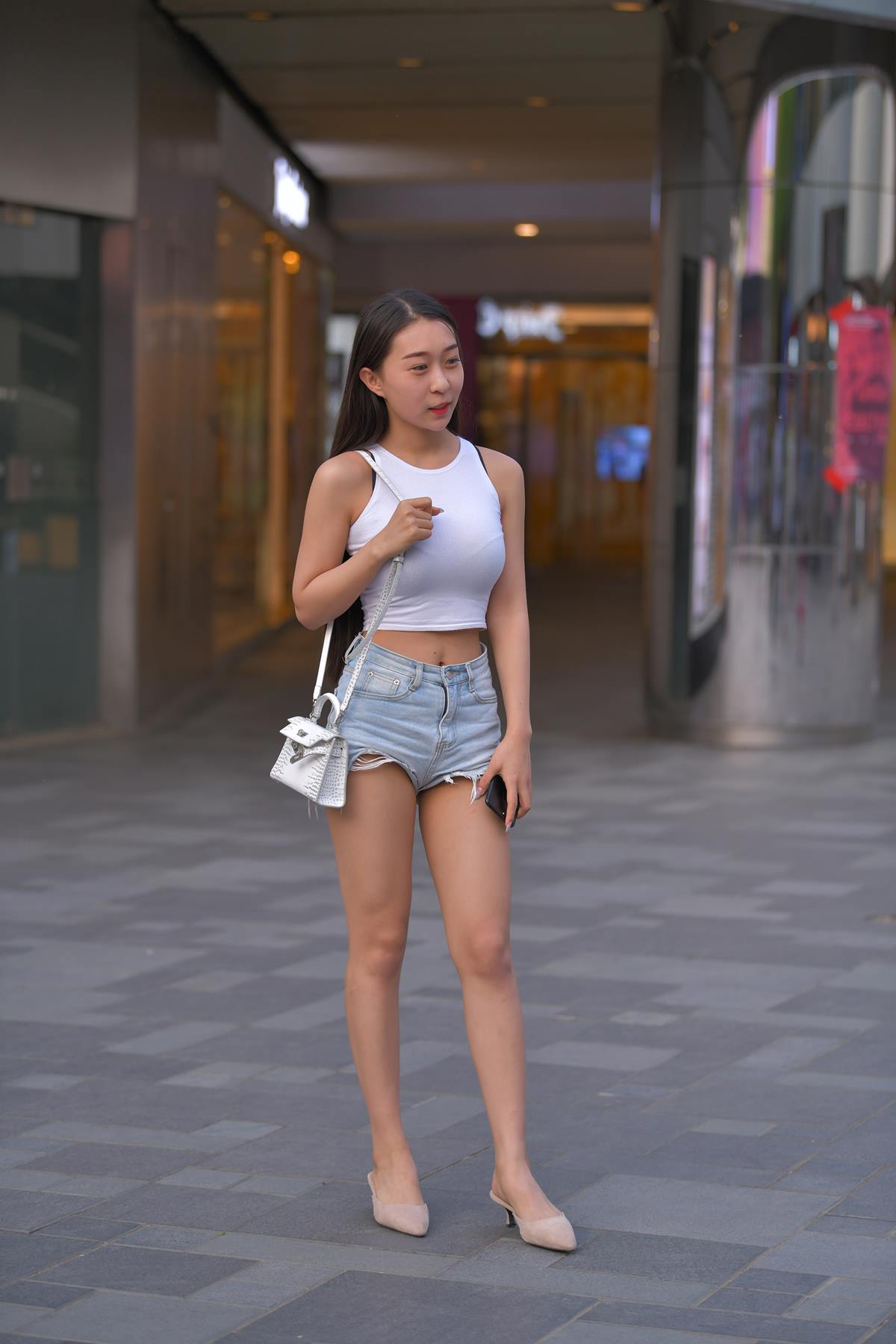 精选街拍作品 NO.5559 姓感牛仔短裤[22P/22MB]插图