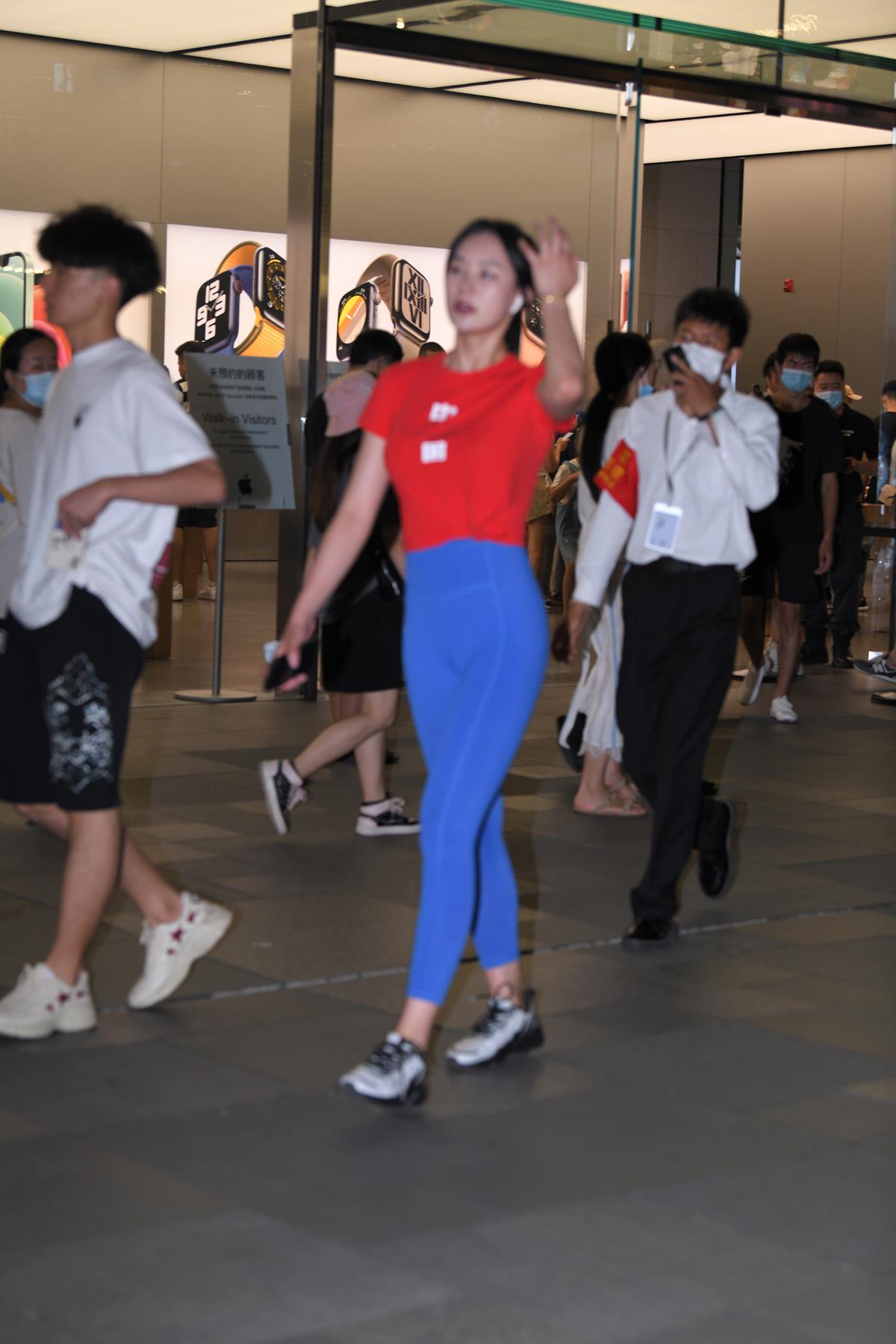 精选街拍作品 NO.5487 蓝色瑜伽运动裤[84P/198MB]插图