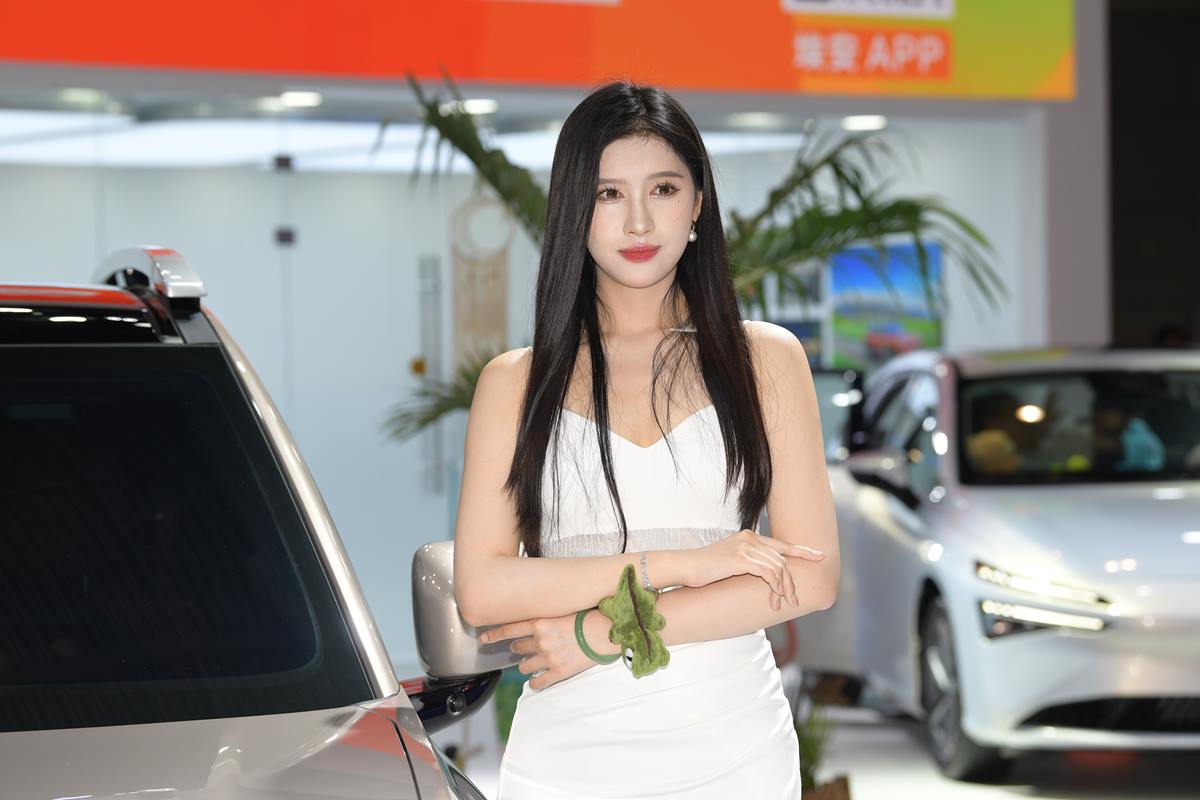 精选街拍作品 NO.5553 白色长裙[27P/52MB]插图2