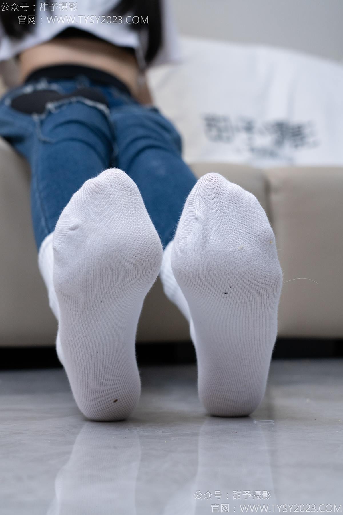 甜予摄影 NO.179 珞珞-高跟鞋、板鞋、人字拖、白棉袜[129P/2V/11.3GB]插图3