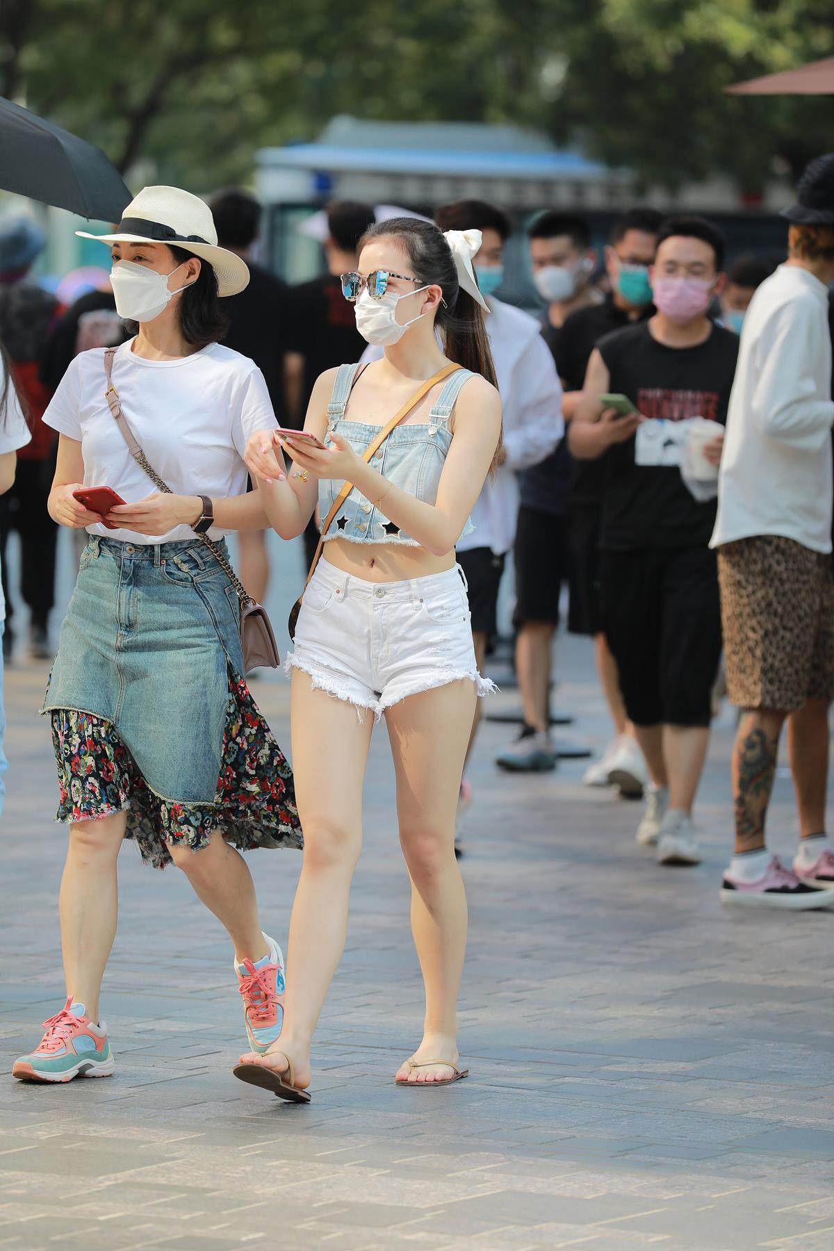 精选街拍作品 NO.5590 白色牛仔短裤[205P/384MB]插图