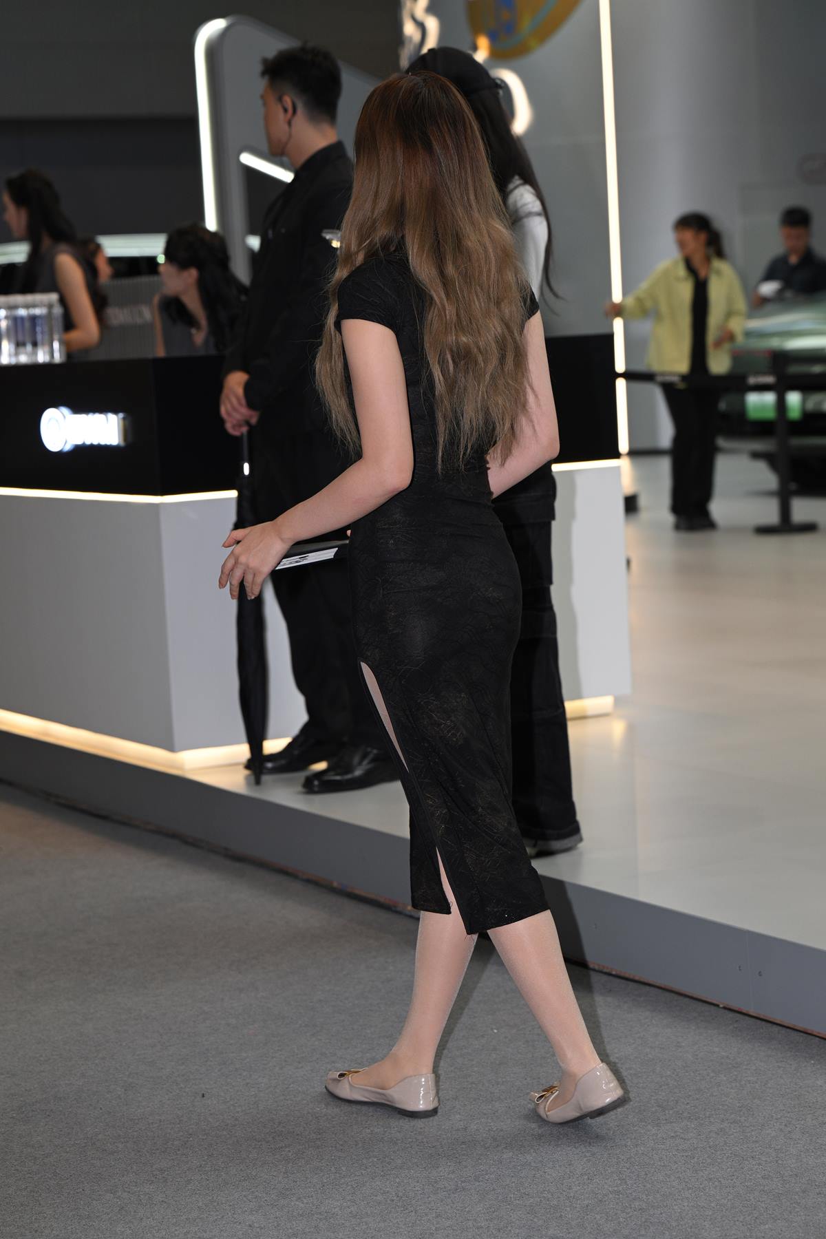 精选街拍作品 NO.5593 黑色复古裙礼仪[67P/182MB]插图