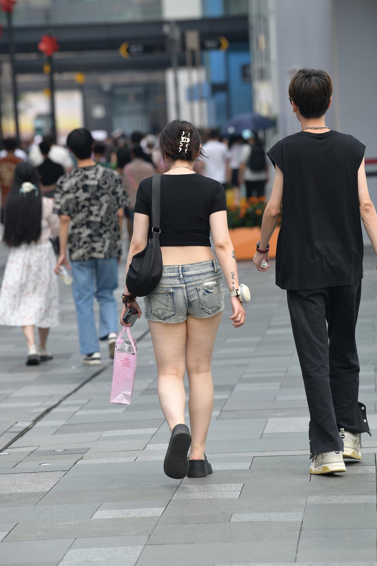 精选街拍作品 NO.5583 青春甜美牛仔短裤[61P/134MB]插图1