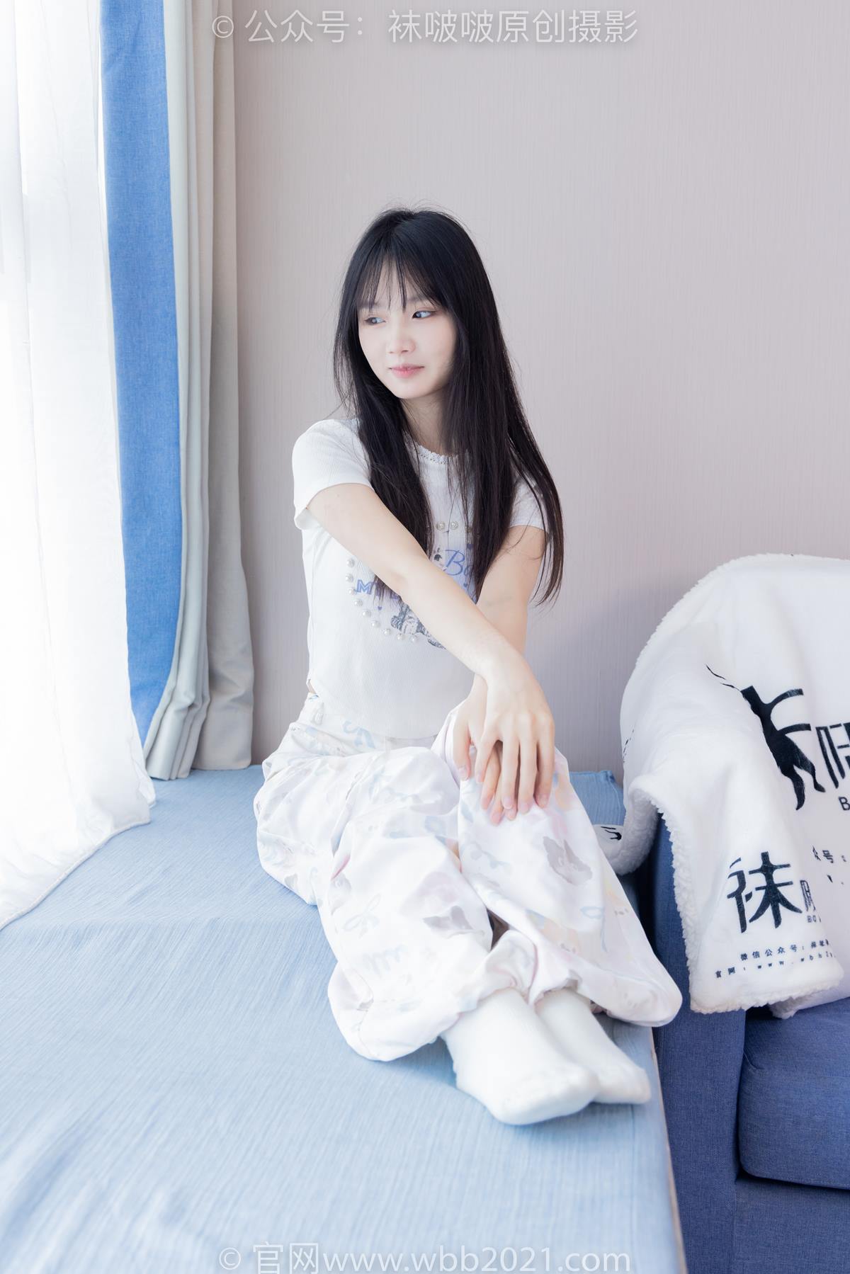 [BoBoSocks袜啵啵]NO.550 甜甜圈-板鞋自然穿脏白棉袜[148P/1V/5.90GB]插图2