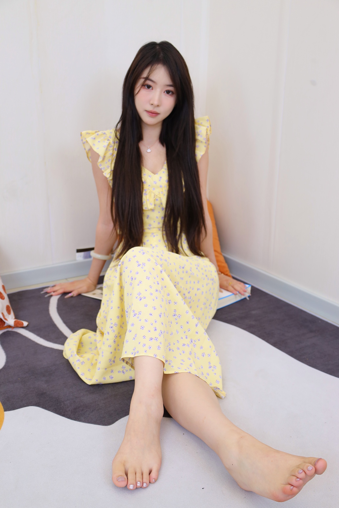 绮梦:318期依依 无水印珍藏版[469P/2V/12.8G]插图1