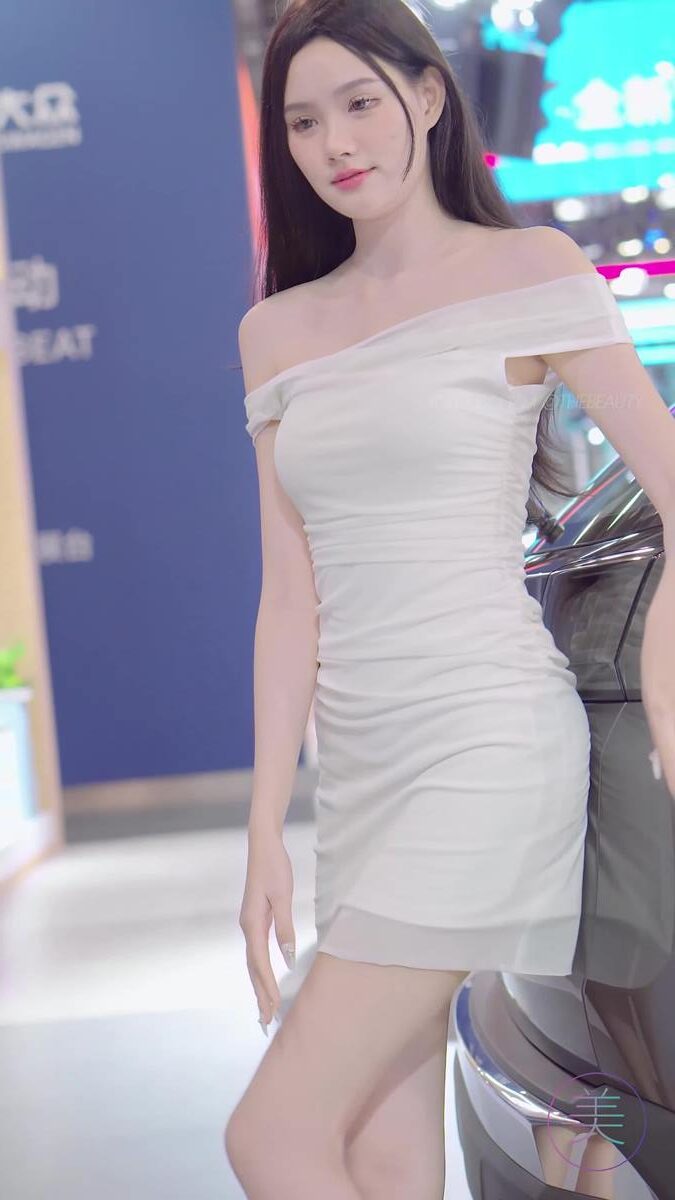 NO.1233 2023 东莞秋季车展 Racing Model 车模抖音网荭随拍车模09[1V/194MB]插图1