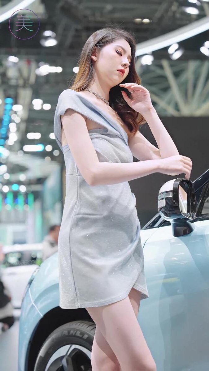 NO.1237 2023 广州车展 Racing Model 车模抖音网荭随拍139[1V/421MB]插图3