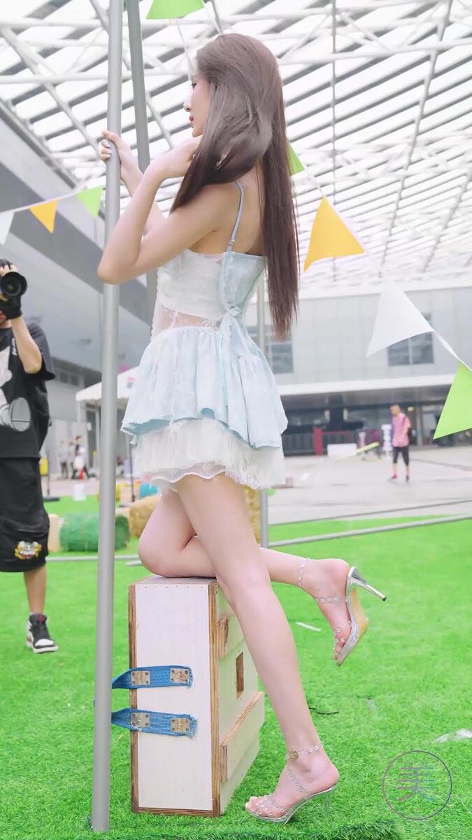 NO.1225 2024 深圳粤港澳大湾区车展 Model 车模随拍 76[1V/253MB]插图