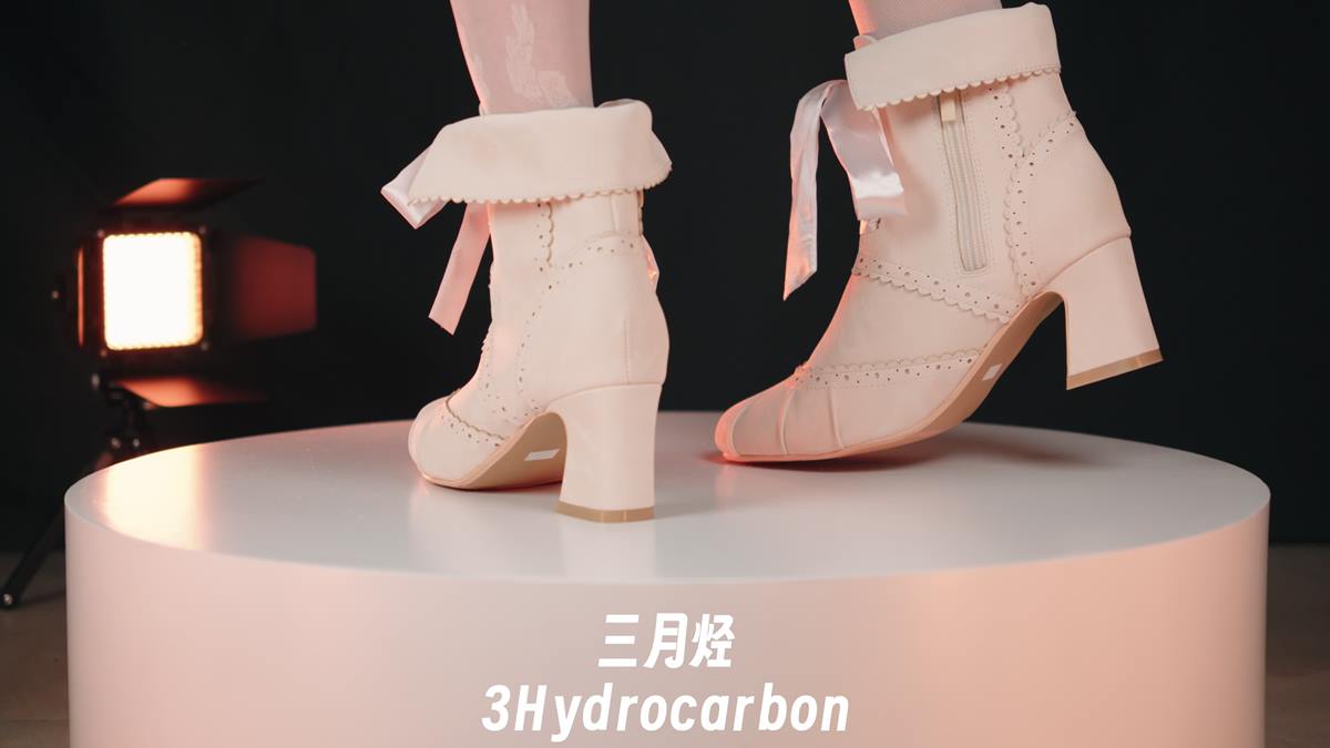 芝士好椰 – 复古中跟 秋田原创 cla系优雅短靴[2V/579MB]插图3