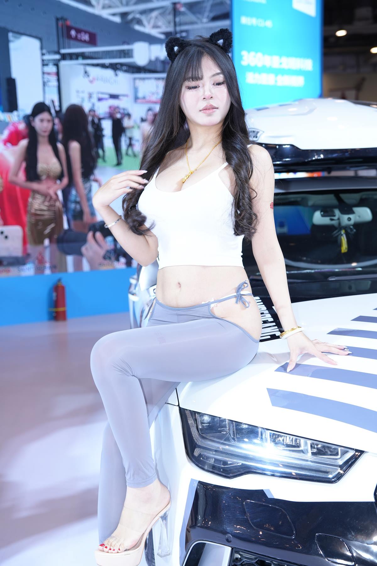 精选街拍作品 NO.5663 仅身好身材[48P/61MB]插图3