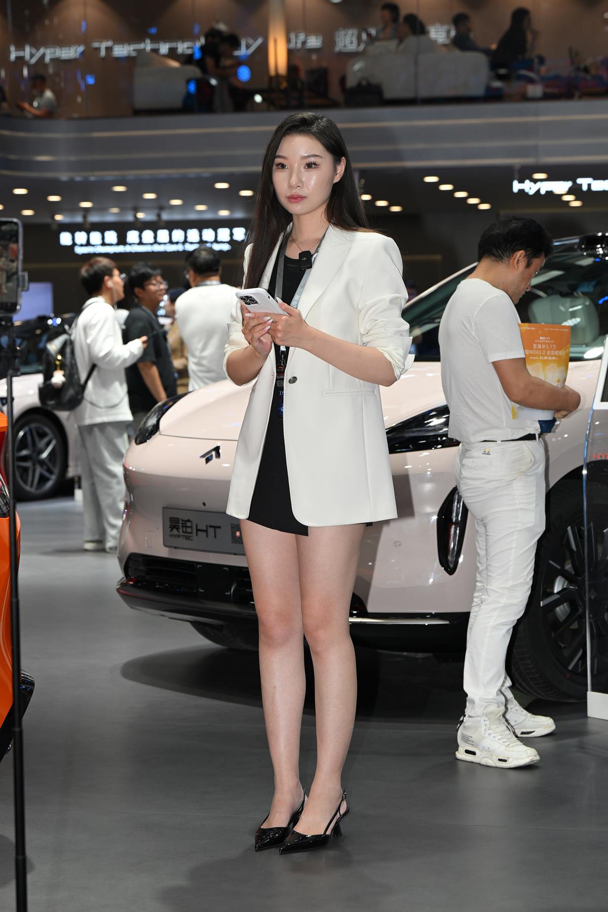 精选街拍作品 NO.5742 白色西装外套[67P/169MB]插图