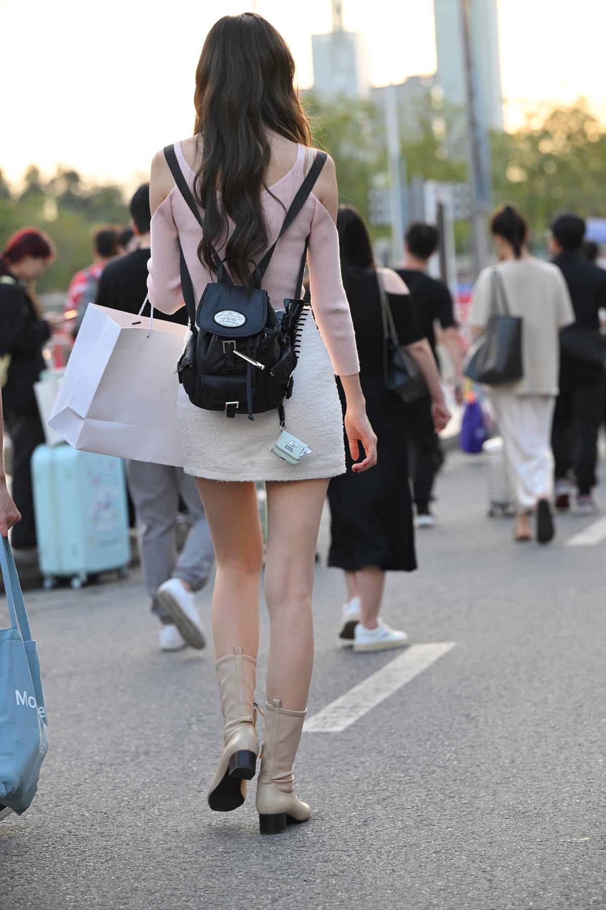 精选街拍作品 NO.5687 白色短裙[35P/88MB]插图1