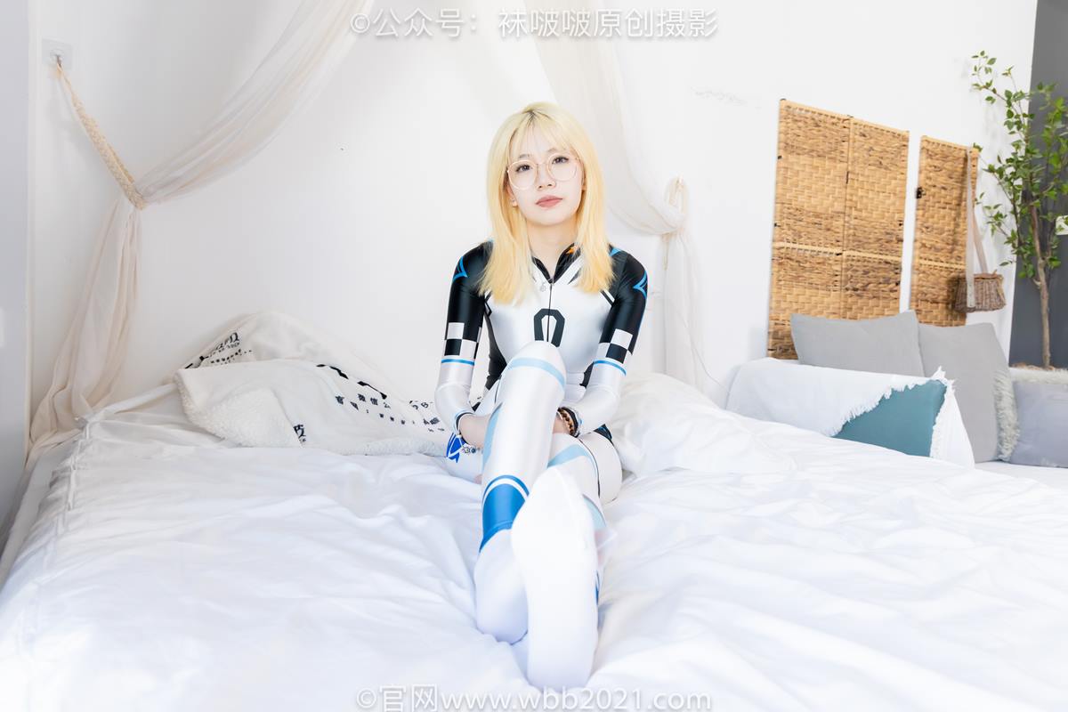 [BoBoSocks袜啵啵]NO.568 小甜豆-连体服、高跟鞋、厚白丝[148P/1V/6.39GB]插图3