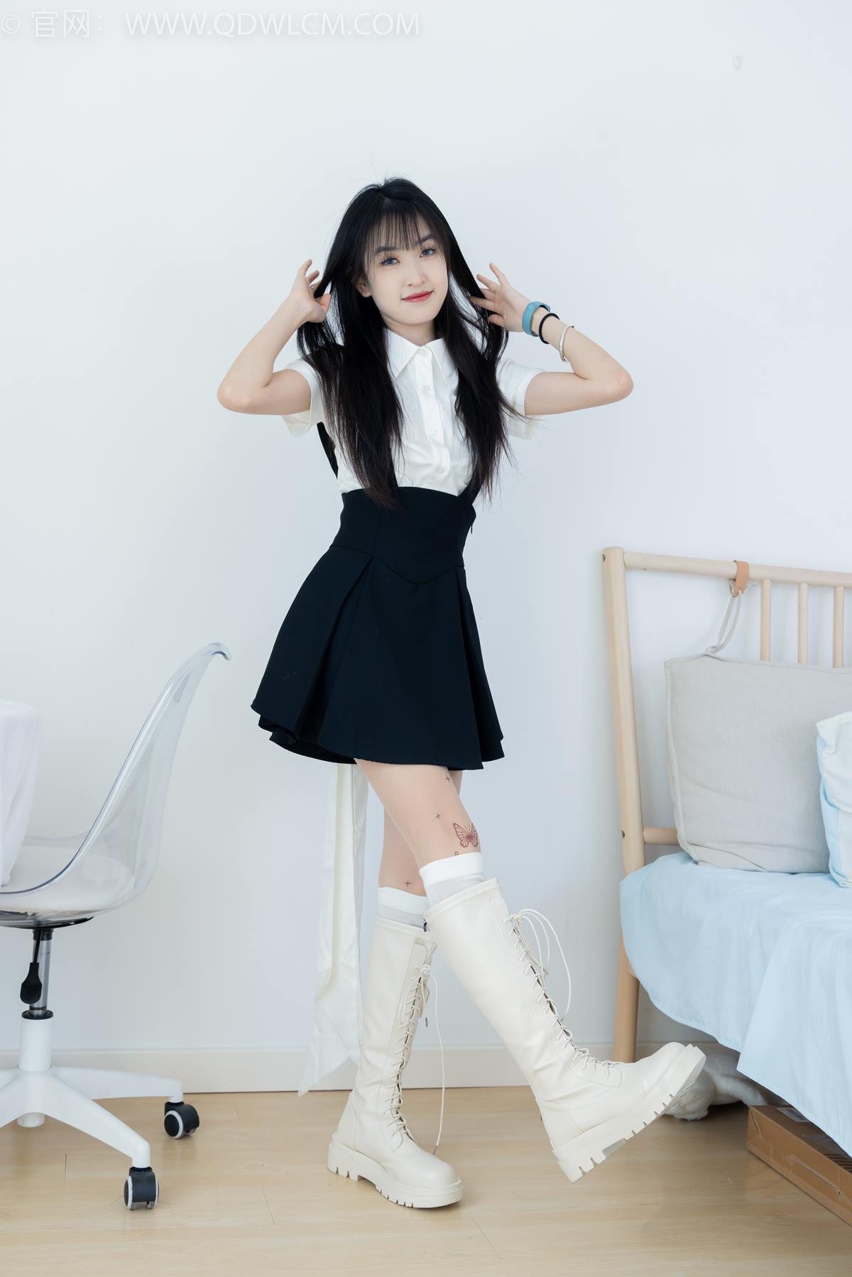 勿恋传媒 NO.2369 嘉木-长靴、长筒小腿白棉袜、蝴蝶薄肉丝[200P/1V/3.91GB]插图