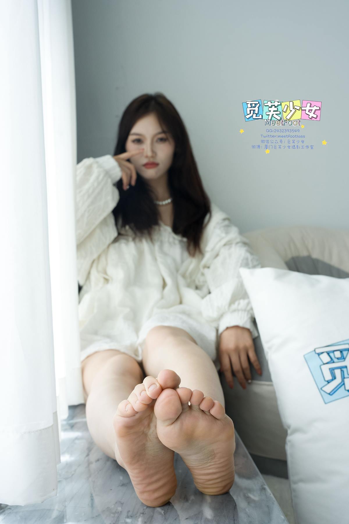 [觅芙少女]NO.028 虹虹-青春是昏睡与暗恋交织的夏天 [194P/2V/8.47G]插图2