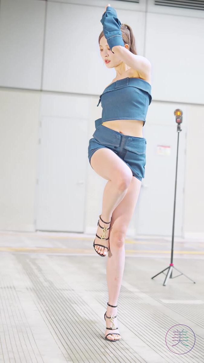 NO.1303 2024 深圳粤港澳大湾区车展 Model 车模随拍 97[1V/440MB]插图1