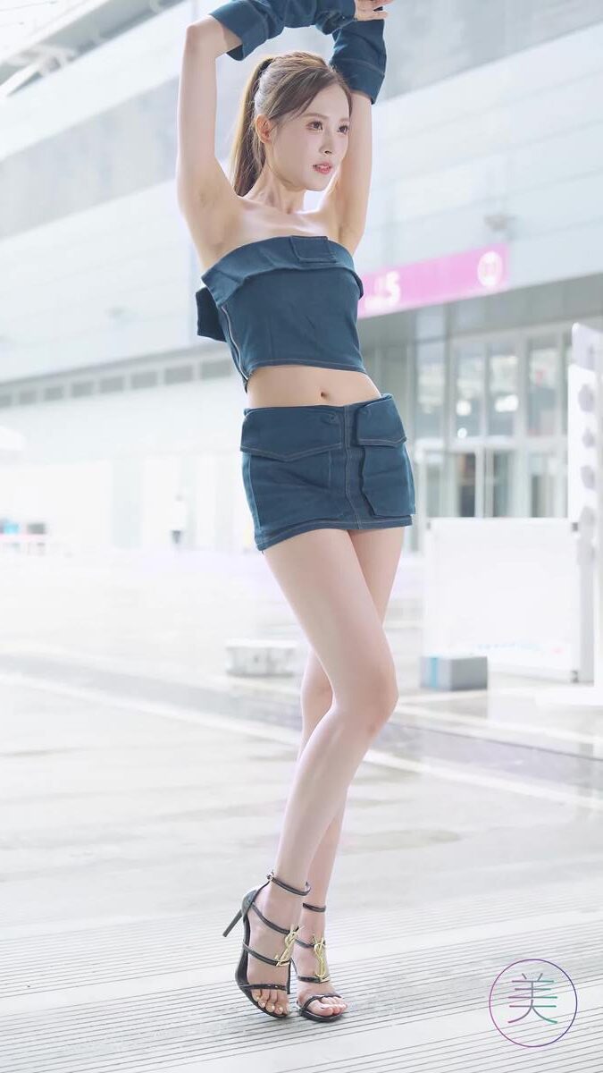 NO.1325 2024 深圳粤港澳大湾区车展 Model 车模随拍 119[1V/388MB]插图1