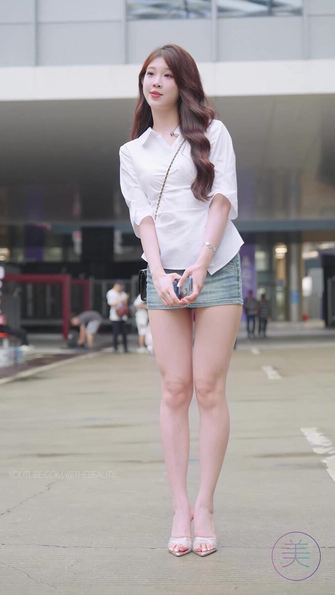 NO.1329 2024 深圳粤港澳大湾区车展 Model 车模随拍 123[1V/597MB]插图2