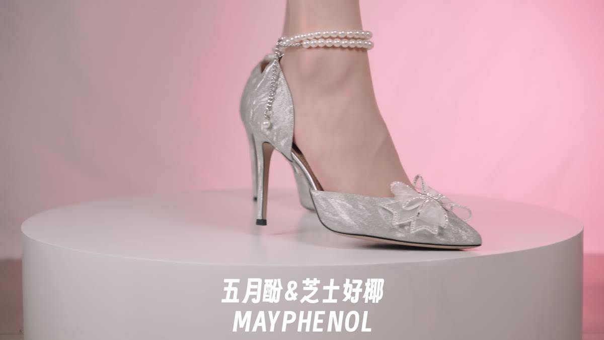 芝士好椰 – 水晶花嫁 LilyWei花嫁水晶高跟鞋[2V/544MB]插图3