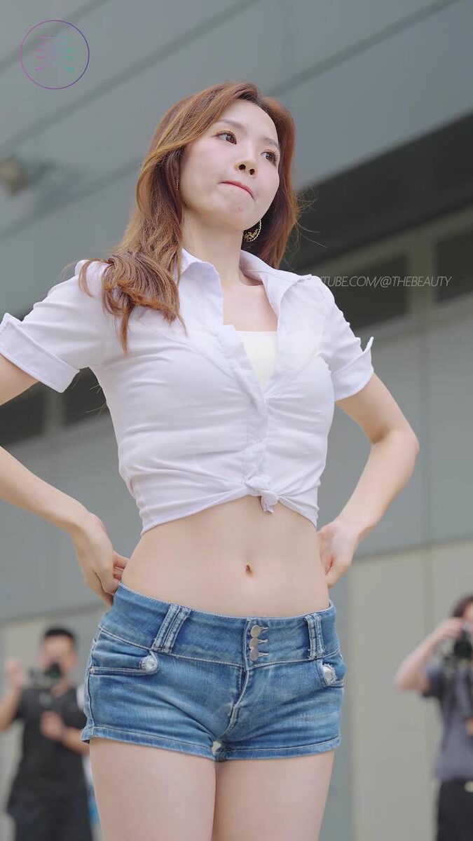 NO.1328 2024 深圳粤港澳大湾区车展 Model 车模随拍 122[1V/611MB]插图