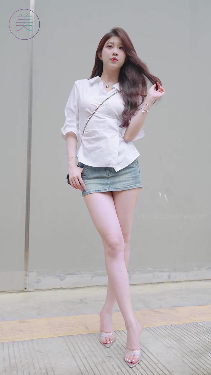 NO.1329 2024 深圳粤港澳大湾区车展 Model 车模随拍 123[1V/597MB]插图1