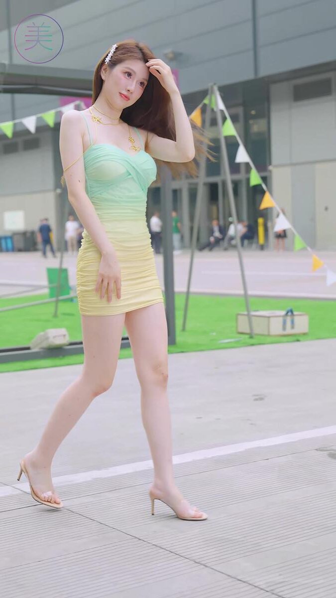 NO.1319 2024 深圳粤港澳大湾区车展 Model 车模随拍 113[1V/417MB]插图2