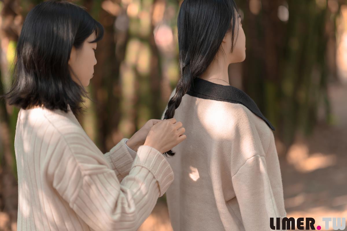 Limerence 103 Mona x Cosima 強勢首發雙人特輯：大自然與足的親密接觸 [141P/1V/1.38G]插图2