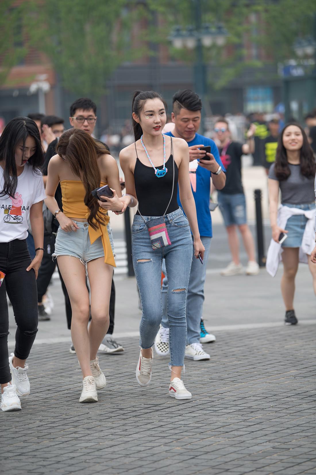 精选街拍作品 NO.5833 牛仔裤青春靓丽[42P/62MB]插图3