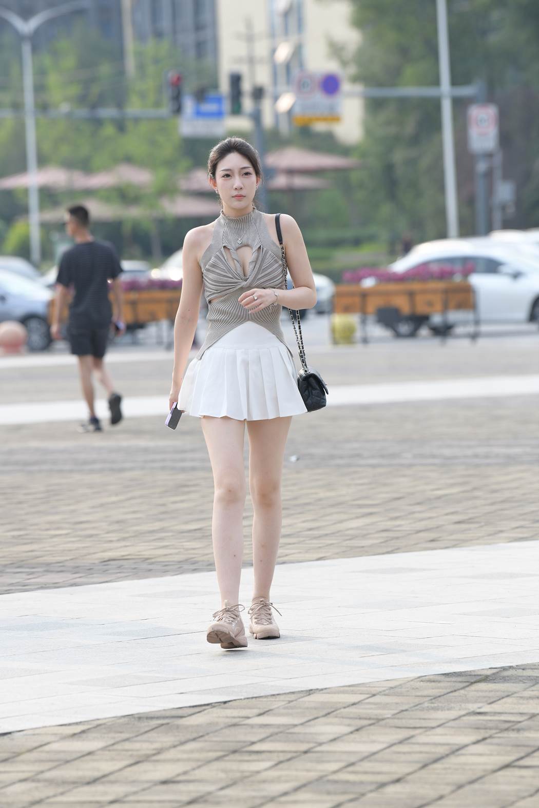 精选街拍作品 NO.5880 优雅白色百褶裙[73P/177MB]插图3