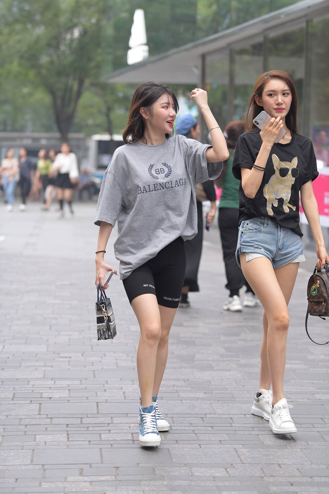 精选街拍作品 NO.5866 活力青春瑜伽短裤[29P/66MB]插图