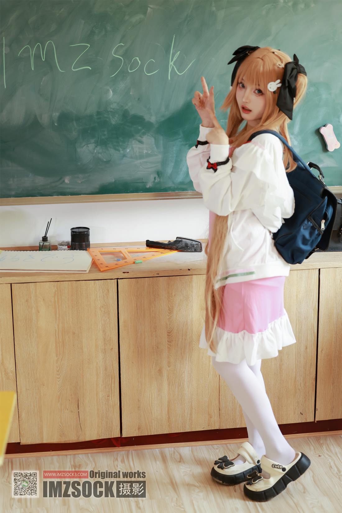 [MZSOCK]爱镁足 NO.333 茜茜[94P/1V/3.84GB]插图2