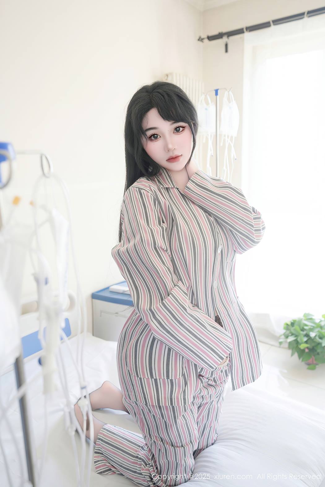 [Xiuren绣人网]2025.08.14 NO.10648 汐汐爱吃草莓[80+1P/740MB]插图2