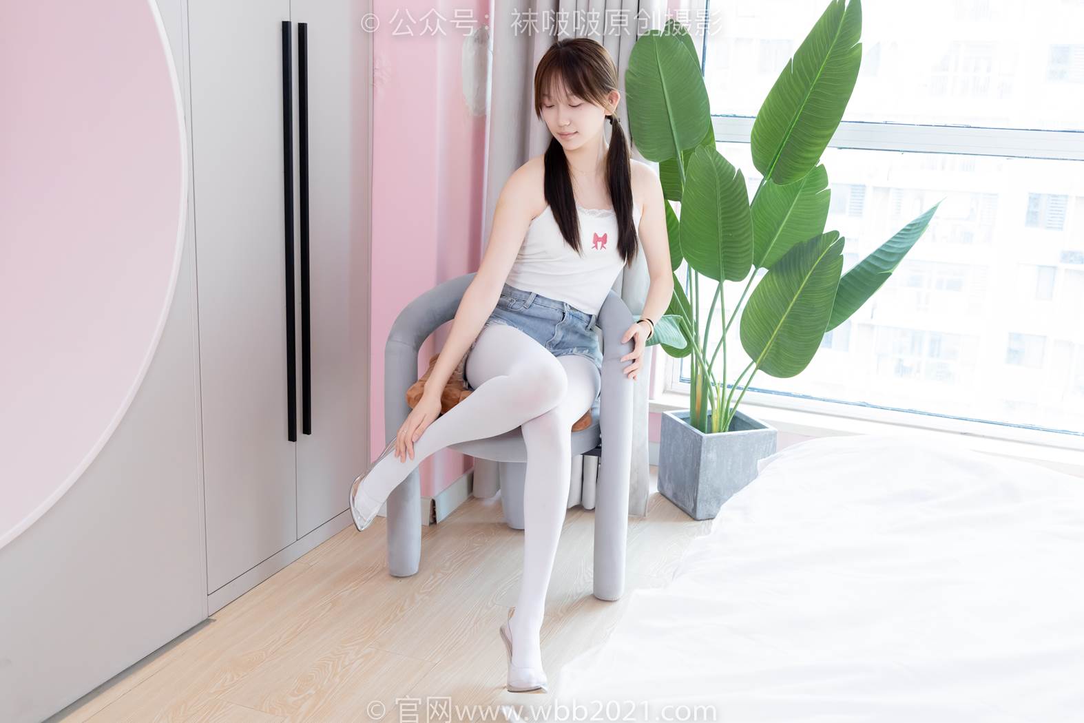 [BoBoSocks袜啵啵]NO.582 香菜-高跟鞋、厚白丝、裸足[152P/1V/5.82GB]插图3