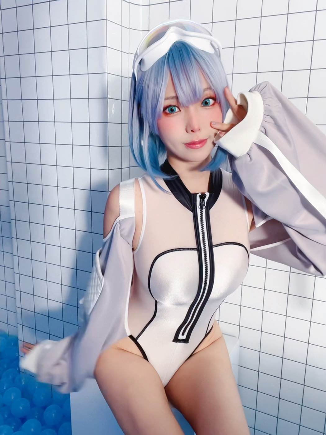 Ely_eee(ElyEE子) – Clear Blue Drift[33P/4V/71MB]插图