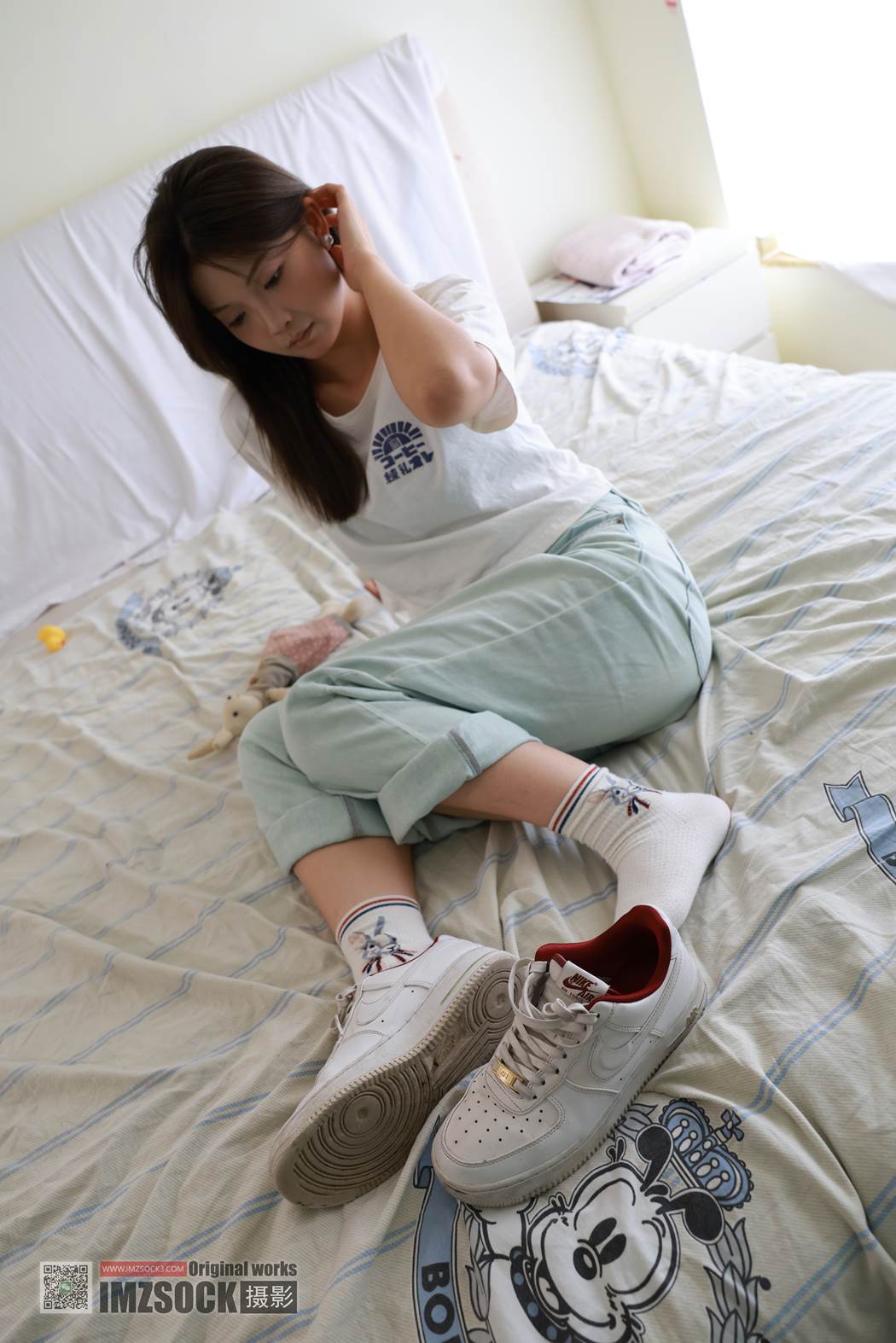 [MZSOCK]爱镁足 NO.335 粟子[111P/1V/2.22GB]插图3