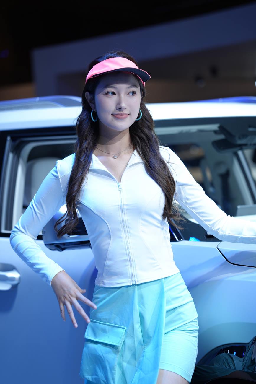 精选街拍作品 NO.5796 2025年上海车展视图合辑04[260P/375MB]插图2