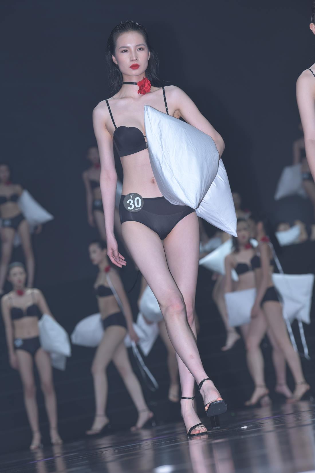 精选街拍作品 NO.5836 活力青春[172P/222MB]插图1