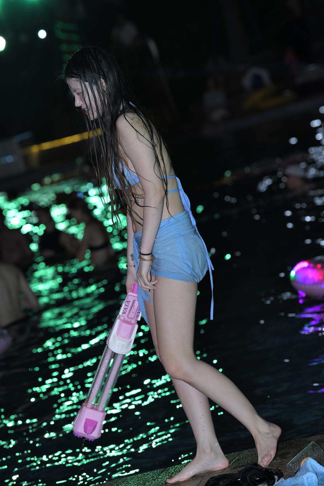 精选街拍作品 NO.5846 迷人甜美泳池风光[102P/208MB]插图2