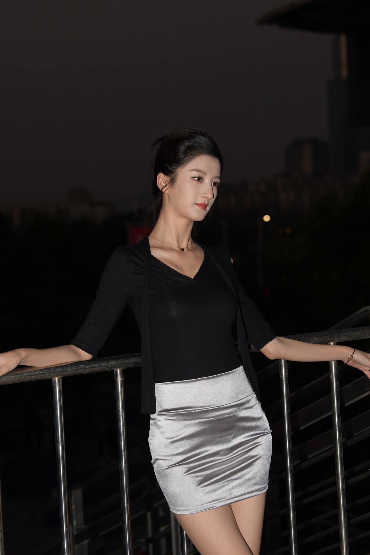 精选街拍作品 NO.5823 高挑银色短裙[126P/299MB]插图4