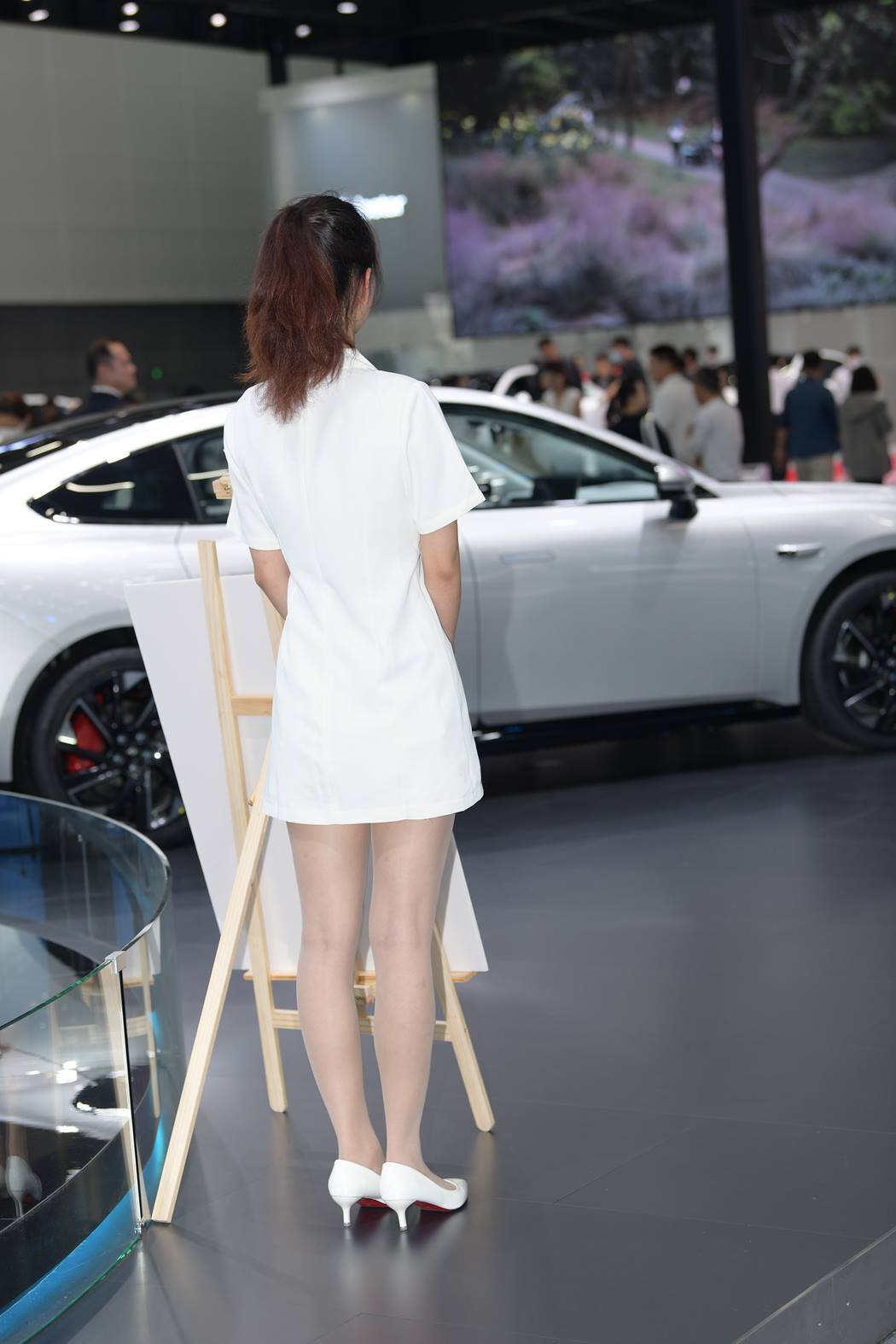 精选街拍作品 NO.5851 白色西装至服[100P/188MB]插图2