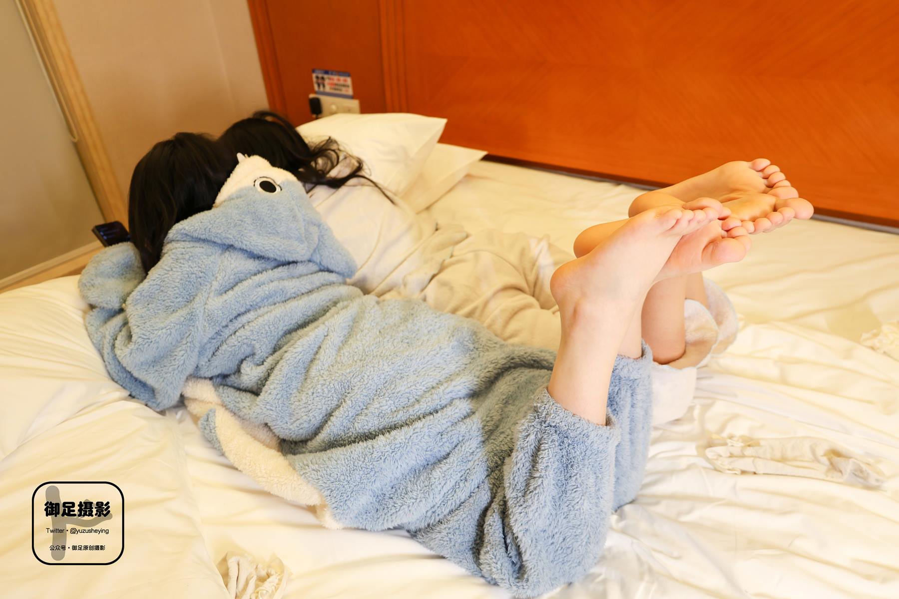 御足摄影 NO.043 – 俩美眉镁足[79P/1V/2.79GB]插图2