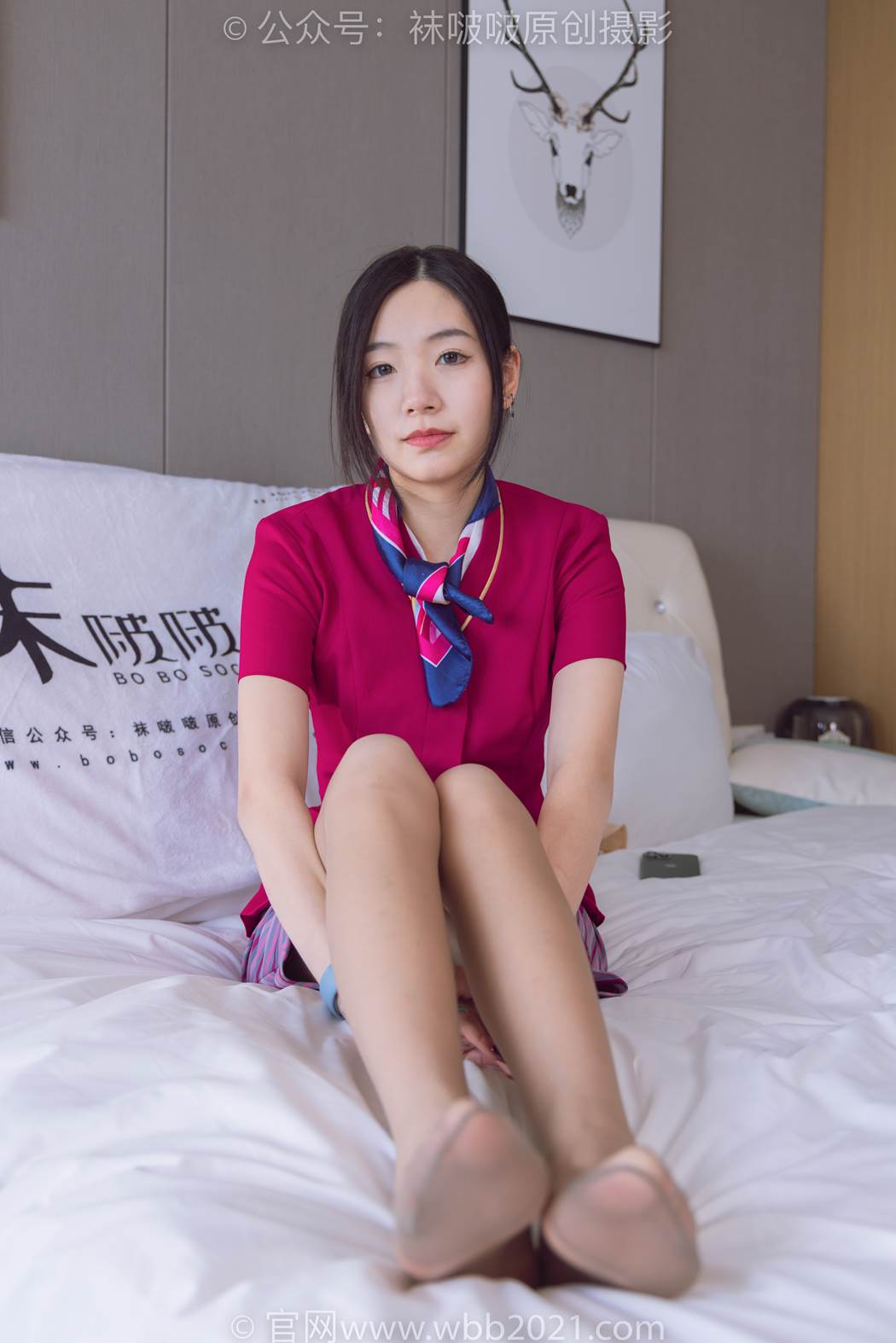 [BoBoSocks袜啵啵]NO.579 小甜豆-高跟鞋、咖啡丝、空姐至服[140P/1V/6.46GB]插图