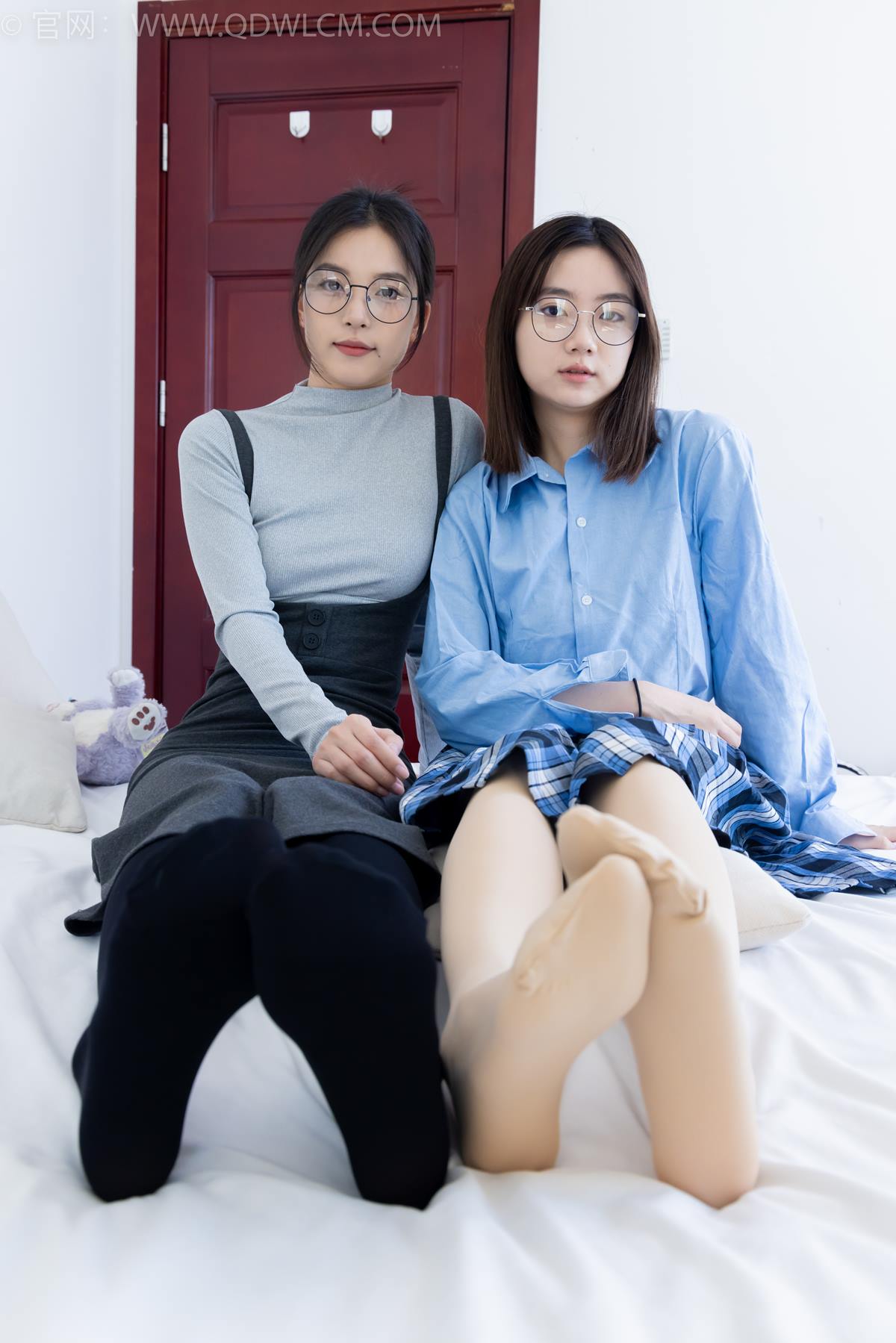 勿恋传媒 NO.2391 茯苓欢欢-短靴、皮鞋、厚黑丝、厚肉丝[200P/1V/5.58GB]插图3