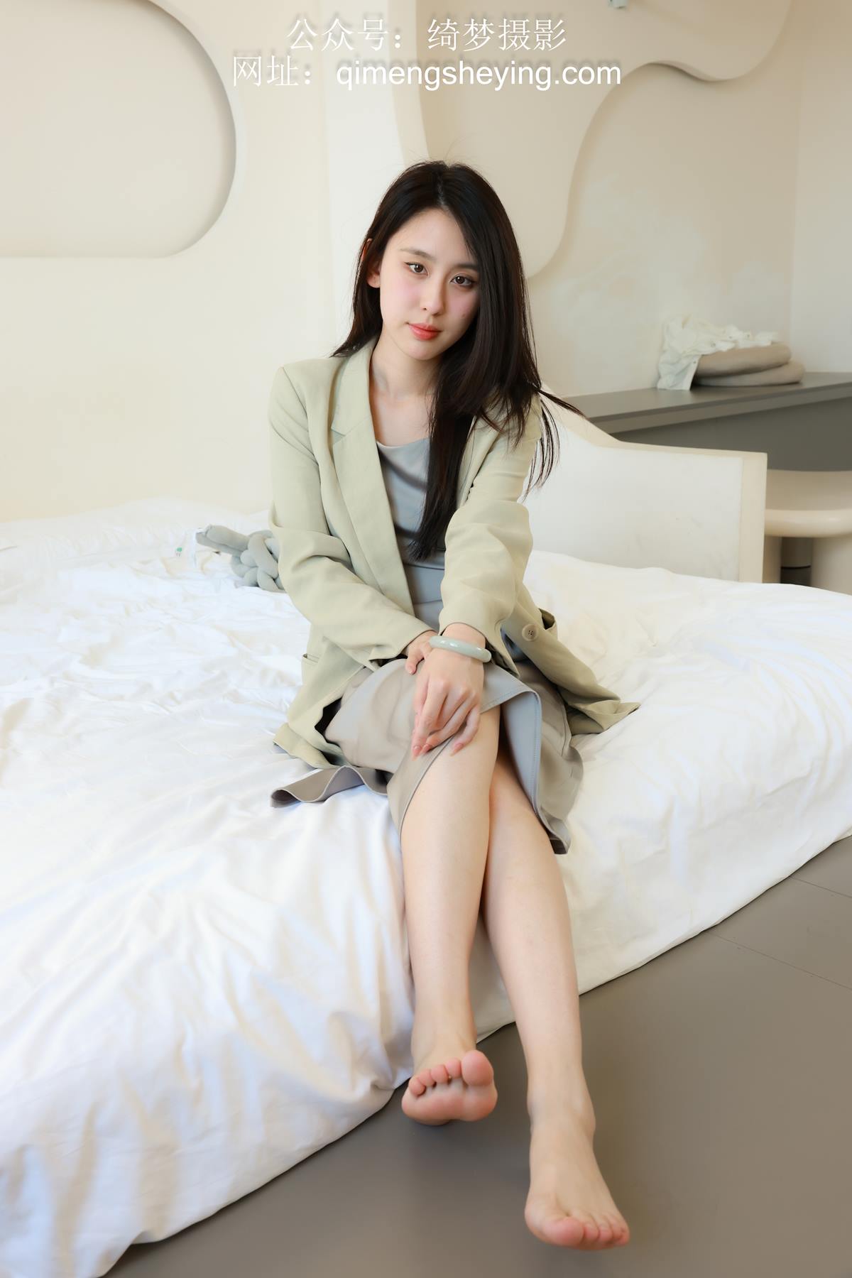 绮梦摄影 2024.09.22 NO.030 yaya 珍藏无修无水印版[594P/2V/14.1GB]插图3