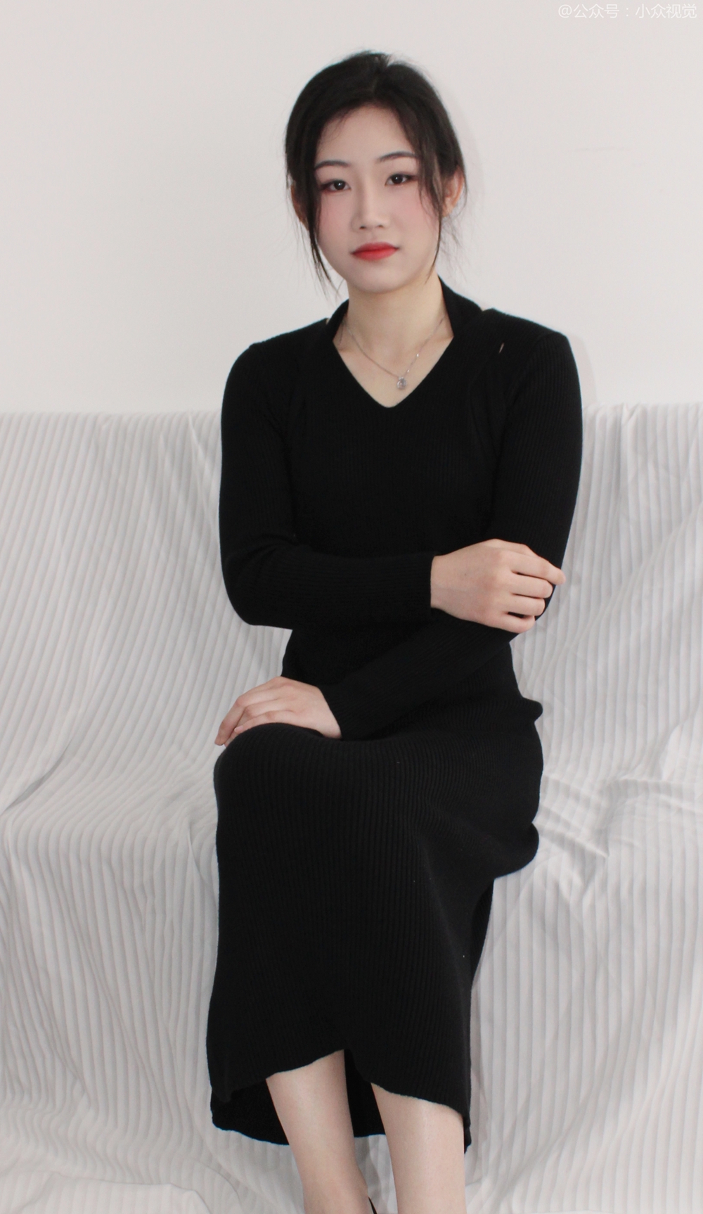 小众视觉 006-嘤嘤 黑色连衣裙［128P/0.98G］插图2