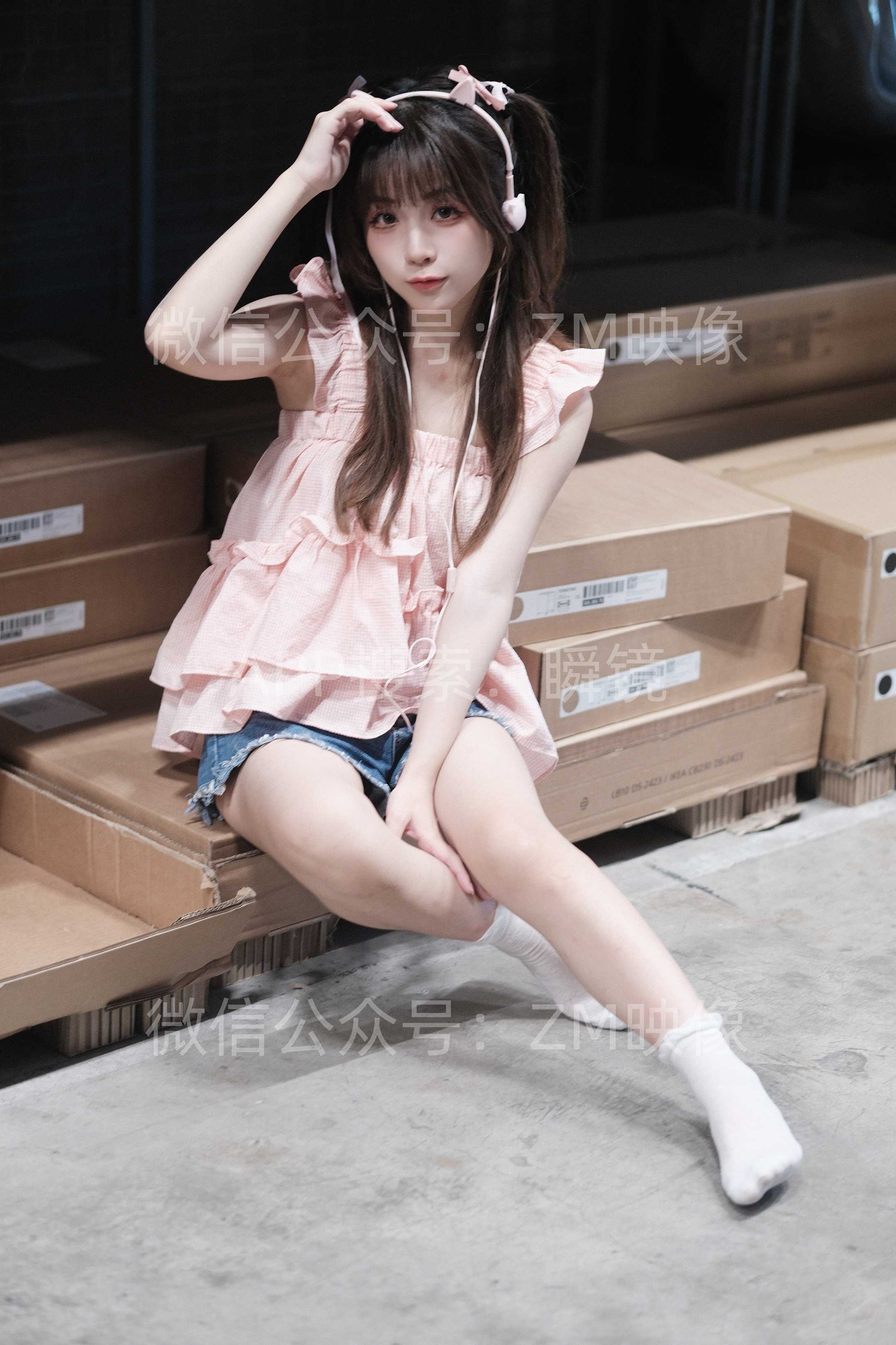 织梦映像 活力四射-赤着脚宜家漫步 完整版 [320P/1V/6.6G]插图2