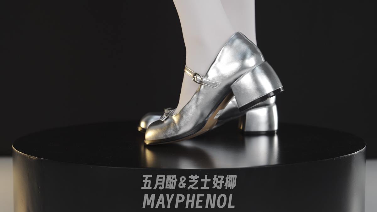 芝士好椰  – 这就是“银“光溢彩的感觉[2V/643MB]插图2